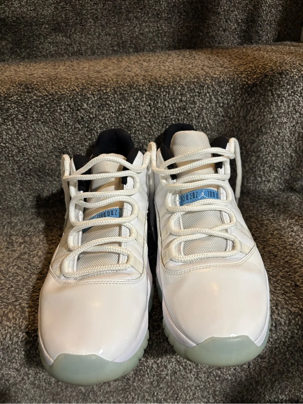 Nike air Jordan 11 Retro Low Legend Blue size 13